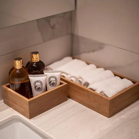 Saffron Apartment